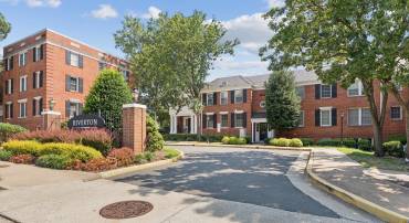 610 BASHFORD LN #1301, ALEXANDRIA, Virginia 22314, 1 Bedroom Bedrooms, ,1 BathroomBathrooms,Residential,For sale,610 BASHFORD LN #1301,VAAX2048350 MLS # VAAX2048350