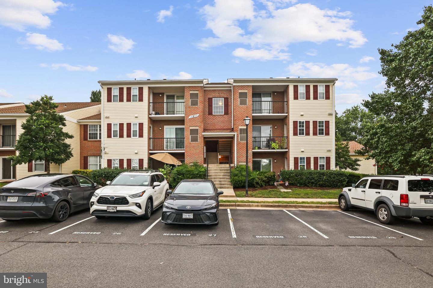 14800 RYDELL RD #103, CENTREVILLE, Virginia 20121, 1 Bedroom Bedrooms, ,1 BathroomBathrooms,Residential,For sale,14800 RYDELL RD #103,VAFX2260008 MLS # VAFX2260008