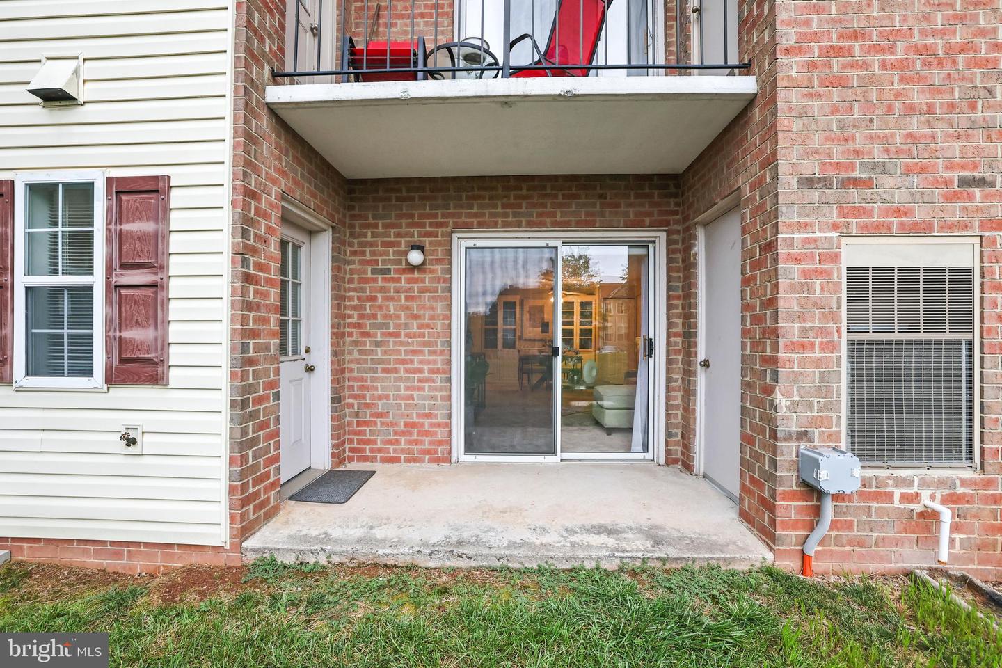 14800 RYDELL RD #103, CENTREVILLE, Virginia 20121, 1 Bedroom Bedrooms, ,1 BathroomBathrooms,Residential,For sale,14800 RYDELL RD #103,VAFX2260008 MLS # VAFX2260008