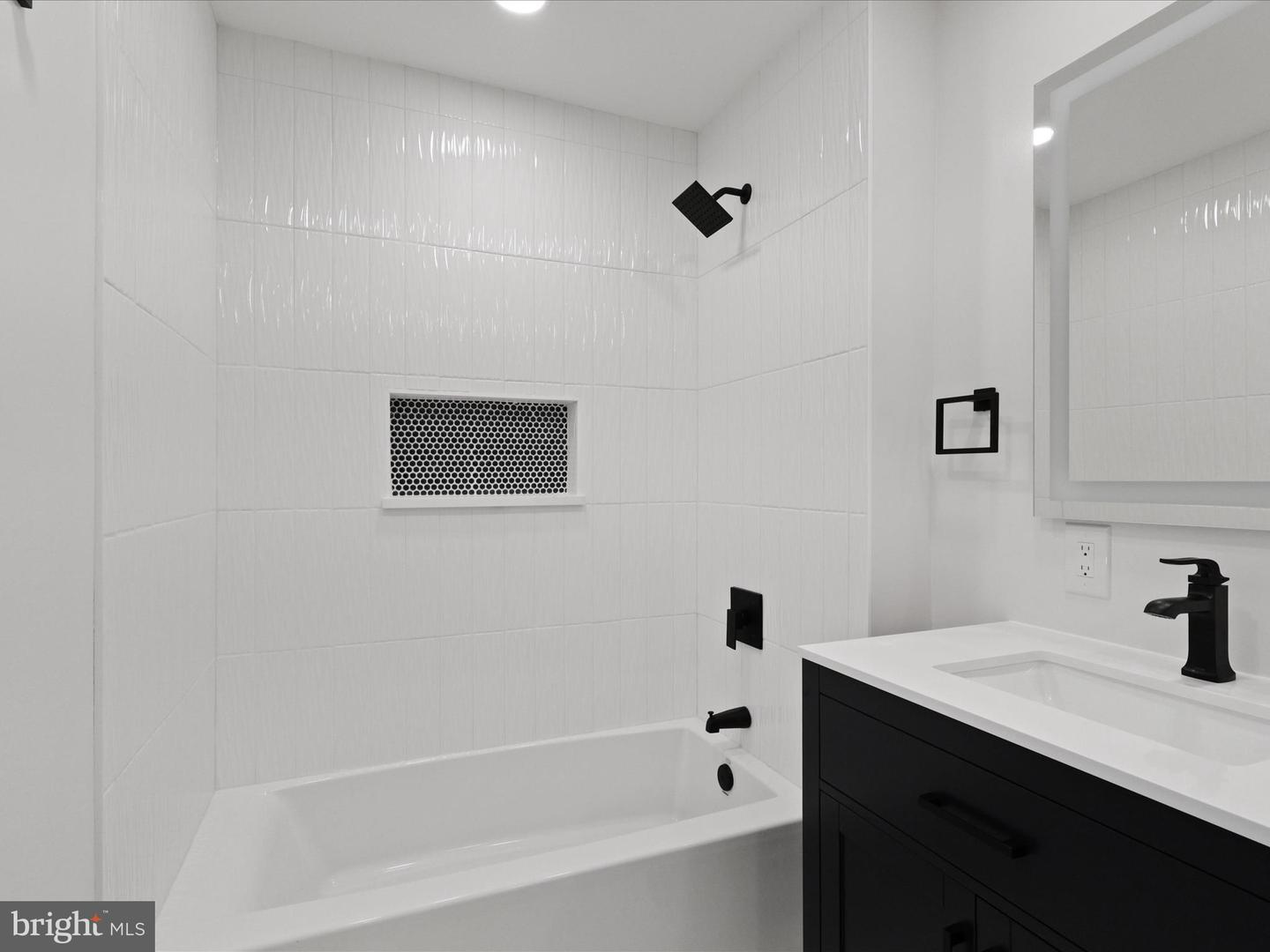 7615 KINCHELOE RD, CLIFTON, Virginia 20124, 6 Bedrooms Bedrooms, ,5 BathroomsBathrooms,Residential,For sale,7615 KINCHELOE RD,VAFX2260032 MLS # VAFX2260032