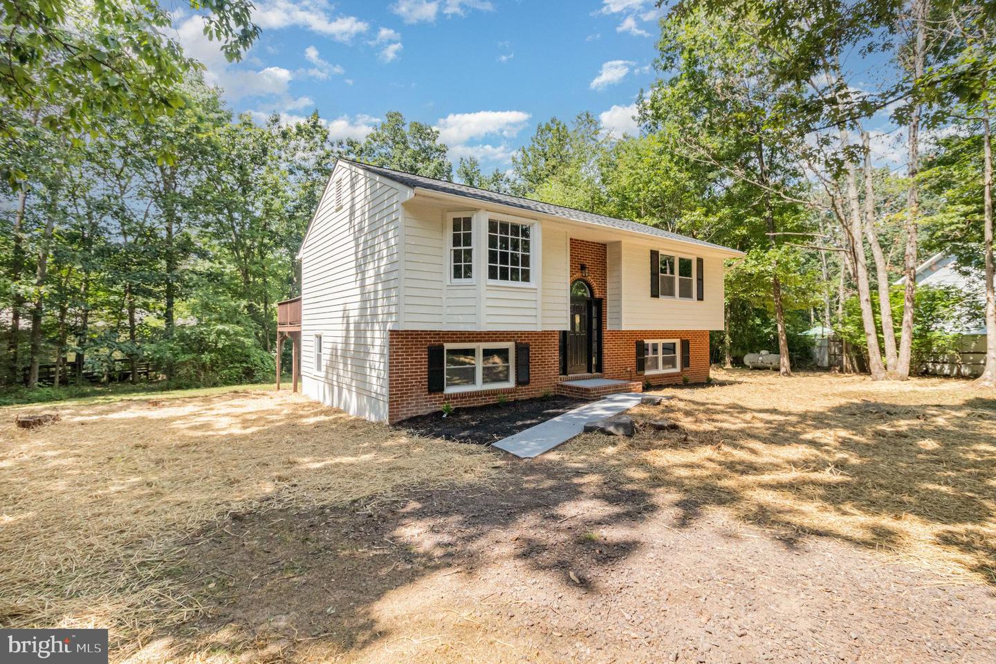 12410 WARREN LN, SPOTSYLVANIA, Virginia 22551, 3 Bedrooms Bedrooms, ,2 BathroomsBathrooms,Residential,For sale,12410 WARREN LN,VASP2035332 MLS # VASP2035332