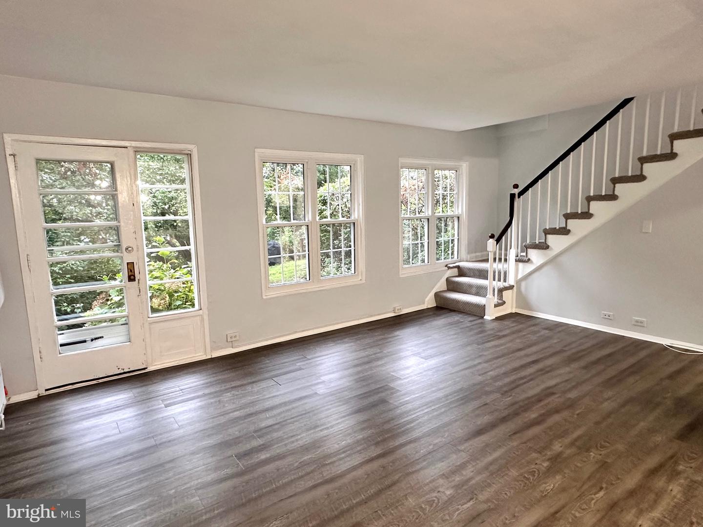 1628 MOUNT EAGLE PL, ALEXANDRIA, Virginia 22302, 3 Bedrooms Bedrooms, ,1 BathroomBathrooms,Residential,For sale,1628 MOUNT EAGLE PL,VAAX2048376 MLS # VAAX2048376