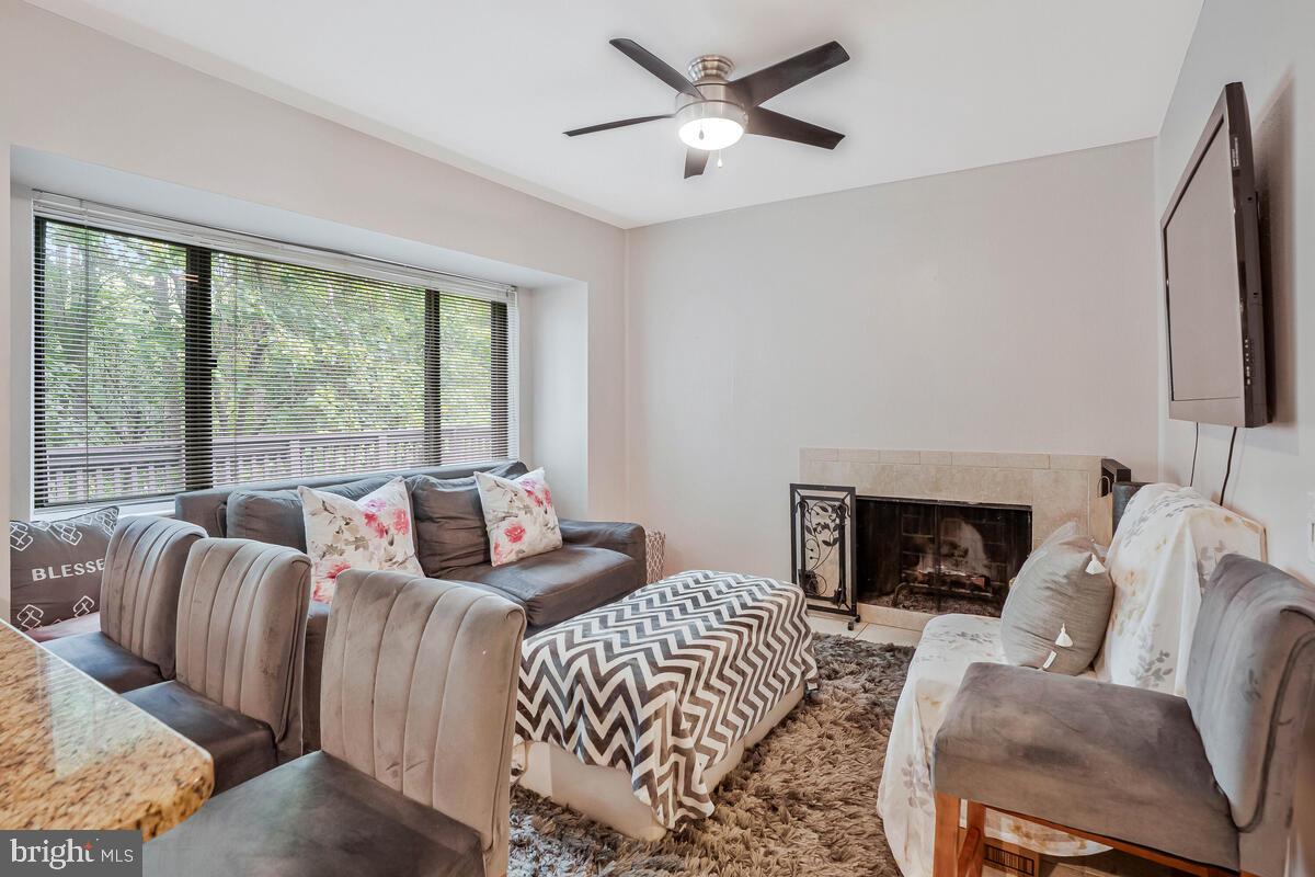 1526 PARK GLEN CT, RESTON, Virginia 20190, 4 Bedrooms Bedrooms, ,3 BathroomsBathrooms,Residential,For sale,1526 PARK GLEN CT,VAFX2260132 MLS # VAFX2260132