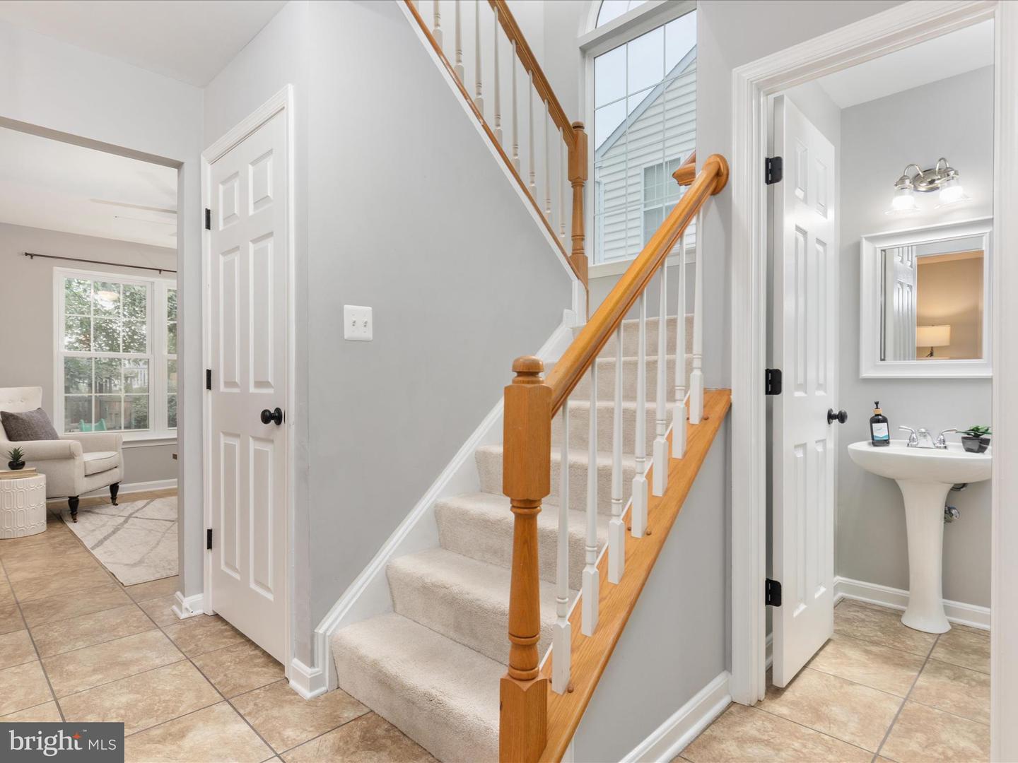 514 NORTH ST NE, LEESBURG, Virginia 20176, 4 Bedrooms Bedrooms, ,2 BathroomsBathrooms,Residential,For sale,514 NORTH ST NE,VALO2104196 MLS # VALO2104196