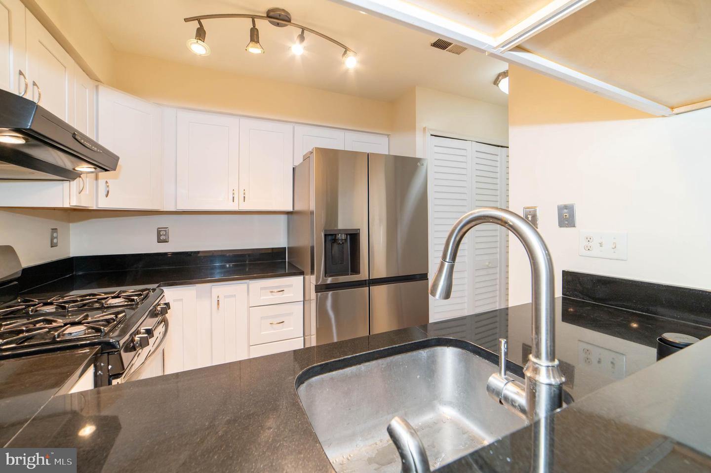 14323 JOHNNY MOORE CT, CENTREVILLE, Virginia 20120, 1 Bedroom Bedrooms, ,1 BathroomBathrooms,Residential,For sale,14323 JOHNNY MOORE CT,VAFX2260178 MLS # VAFX2260178