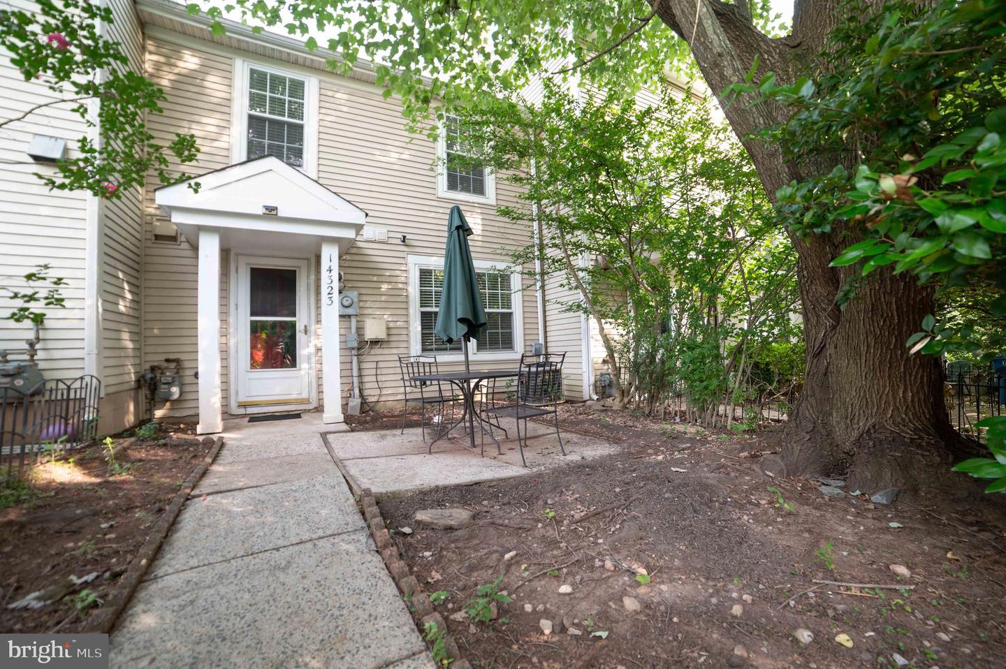 14323 JOHNNY MOORE CT, CENTREVILLE, Virginia 20120, 1 Bedroom Bedrooms, ,1 BathroomBathrooms,Residential,For sale,14323 JOHNNY MOORE CT,VAFX2260178 MLS # VAFX2260178