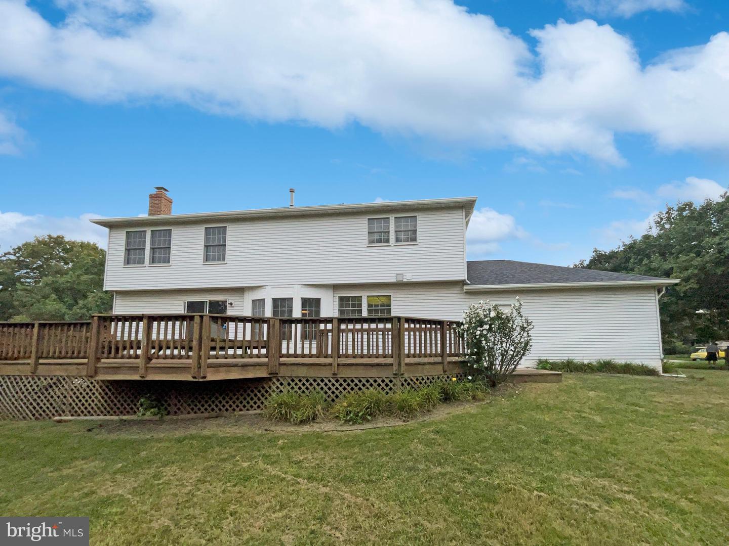 2007 JONATHAN DR, STERLING, Virginia 20164, 5 Bedrooms Bedrooms, ,3 BathroomsBathrooms,Residential,For sale,2007 JONATHAN DR,VALO2104226 MLS # VALO2104226