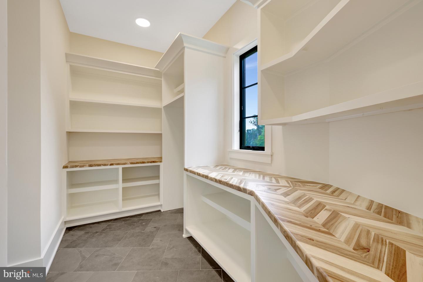 1740 ATOGA AVE, MCLEAN, Virginia 22101, 7 Bedrooms Bedrooms, 16 Rooms Rooms,7 BathroomsBathrooms,Residential,For sale,1740 ATOGA AVE,VAFX2260232 MLS # VAFX2260232
