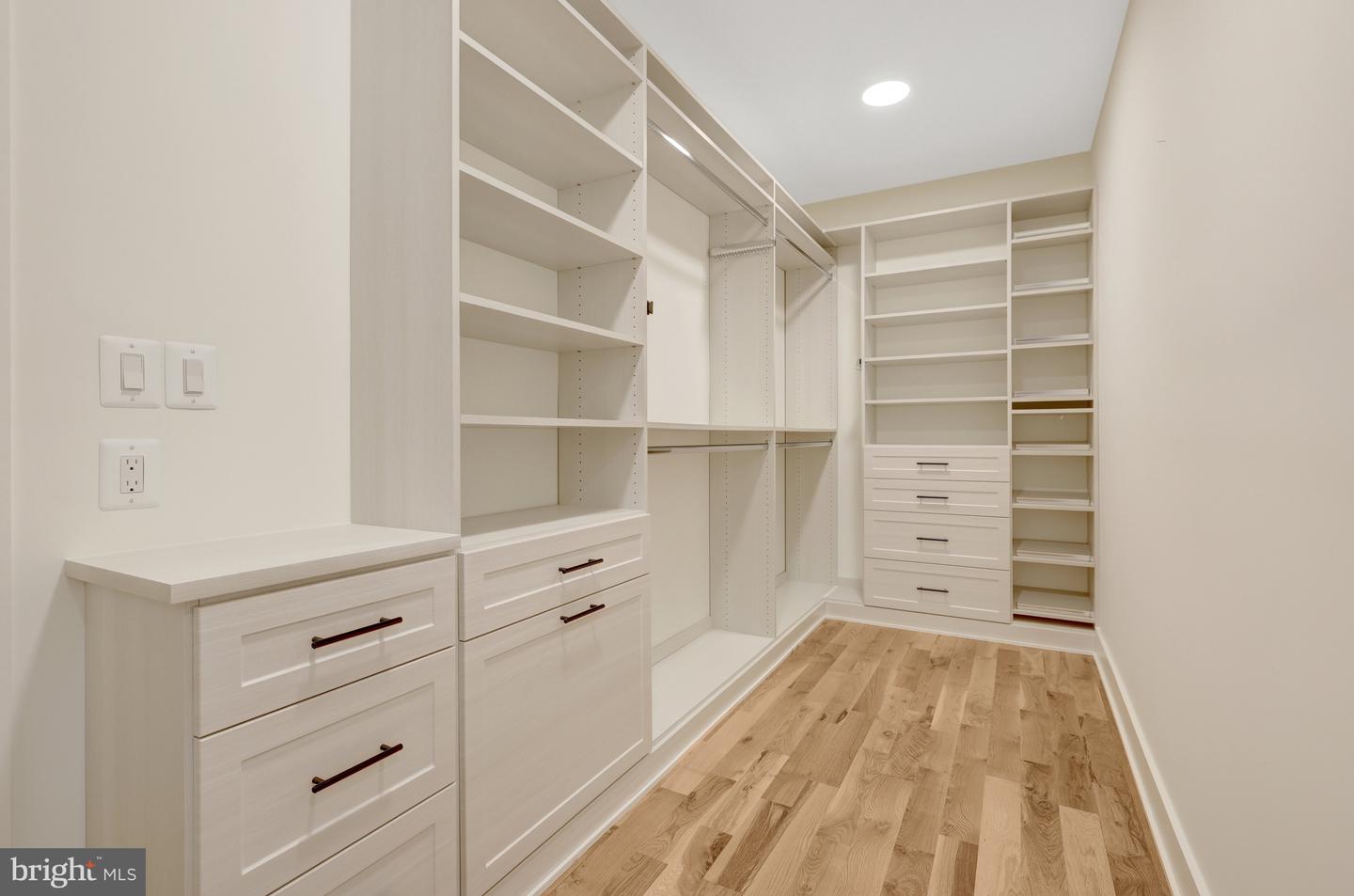 1740 ATOGA AVE, MCLEAN, Virginia 22101, 7 Bedrooms Bedrooms, 16 Rooms Rooms,7 BathroomsBathrooms,Residential,For sale,1740 ATOGA AVE,VAFX2260232 MLS # VAFX2260232