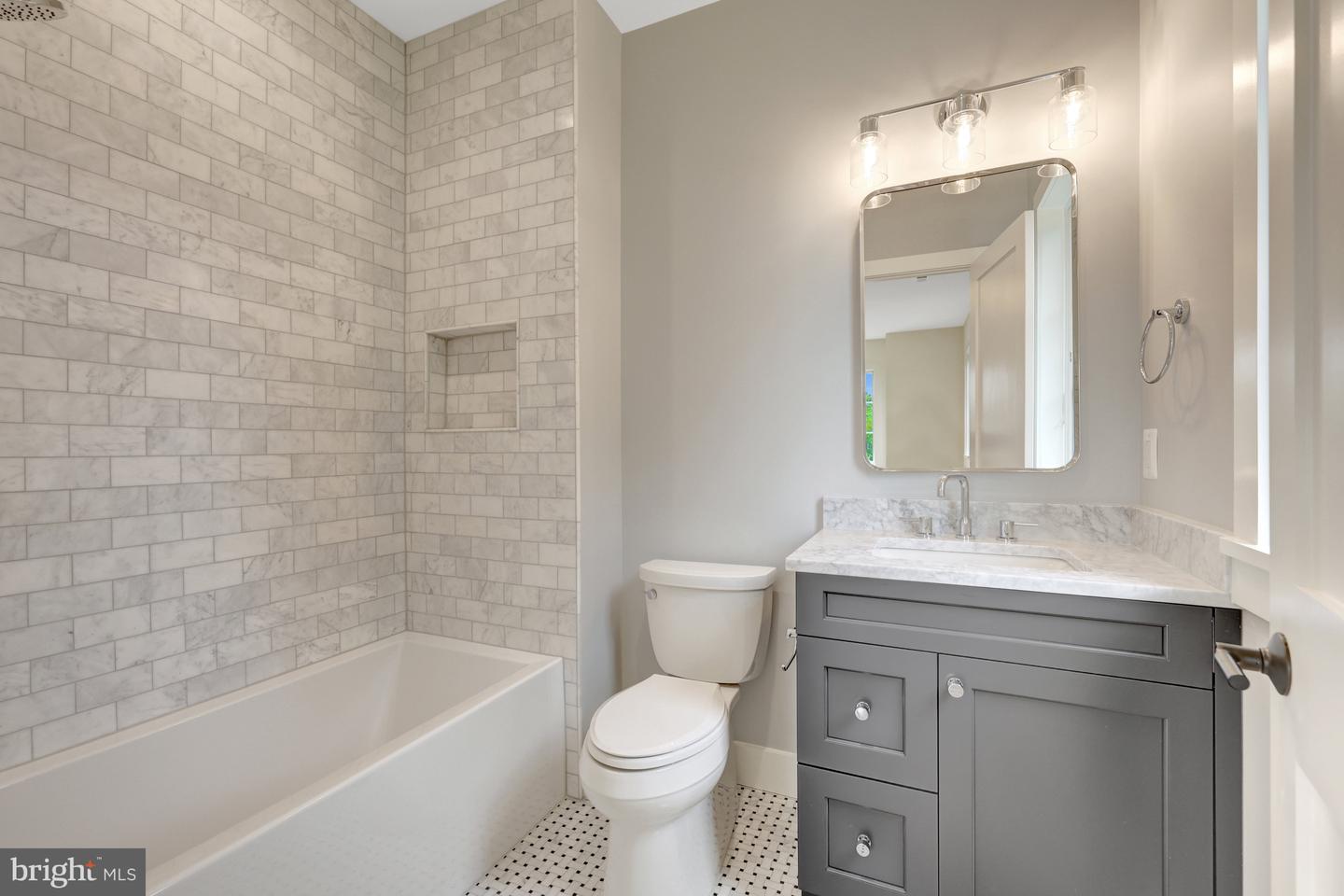 1740 ATOGA AVE, MCLEAN, Virginia 22101, 7 Bedrooms Bedrooms, 16 Rooms Rooms,7 BathroomsBathrooms,Residential,For sale,1740 ATOGA AVE,VAFX2260232 MLS # VAFX2260232