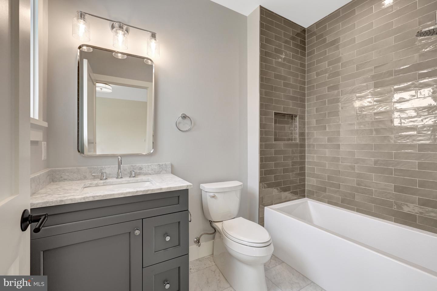 1740 ATOGA AVE, MCLEAN, Virginia 22101, 7 Bedrooms Bedrooms, 16 Rooms Rooms,7 BathroomsBathrooms,Residential,For sale,1740 ATOGA AVE,VAFX2260232 MLS # VAFX2260232