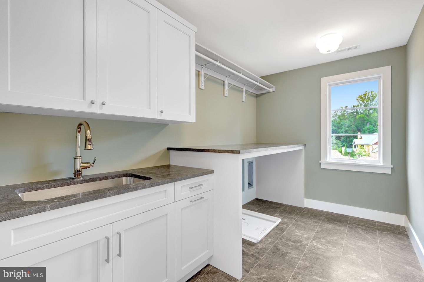 1740 ATOGA AVE, MCLEAN, Virginia 22101, 7 Bedrooms Bedrooms, 16 Rooms Rooms,7 BathroomsBathrooms,Residential,For sale,1740 ATOGA AVE,VAFX2260232 MLS # VAFX2260232
