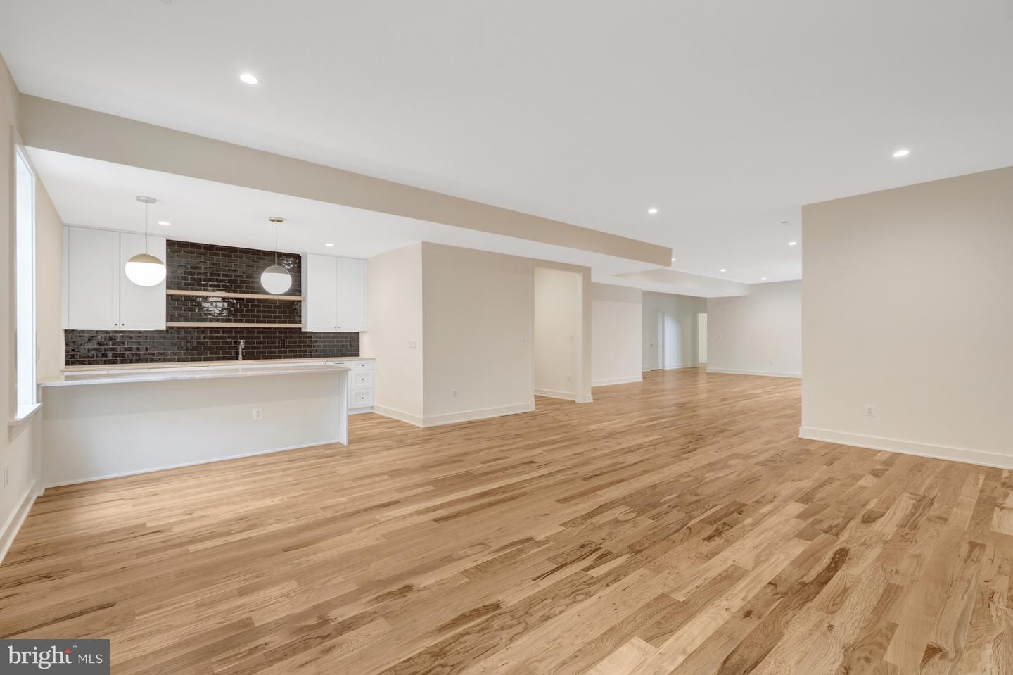 1740 ATOGA AVE, MCLEAN, Virginia 22101, 7 Bedrooms Bedrooms, 16 Rooms Rooms,7 BathroomsBathrooms,Residential,For sale,1740 ATOGA AVE,VAFX2260232 MLS # VAFX2260232