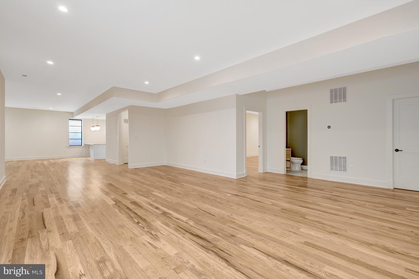 1740 ATOGA AVE, MCLEAN, Virginia 22101, 7 Bedrooms Bedrooms, 16 Rooms Rooms,7 BathroomsBathrooms,Residential,For sale,1740 ATOGA AVE,VAFX2260232 MLS # VAFX2260232