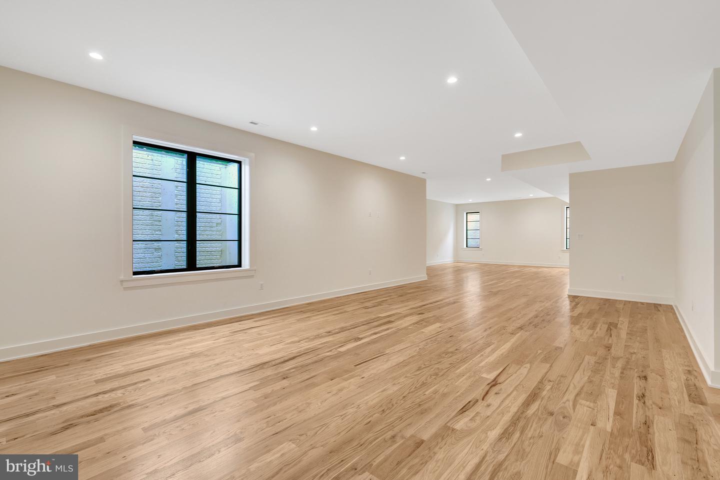 1740 ATOGA AVE, MCLEAN, Virginia 22101, 7 Bedrooms Bedrooms, 16 Rooms Rooms,7 BathroomsBathrooms,Residential,For sale,1740 ATOGA AVE,VAFX2260232 MLS # VAFX2260232