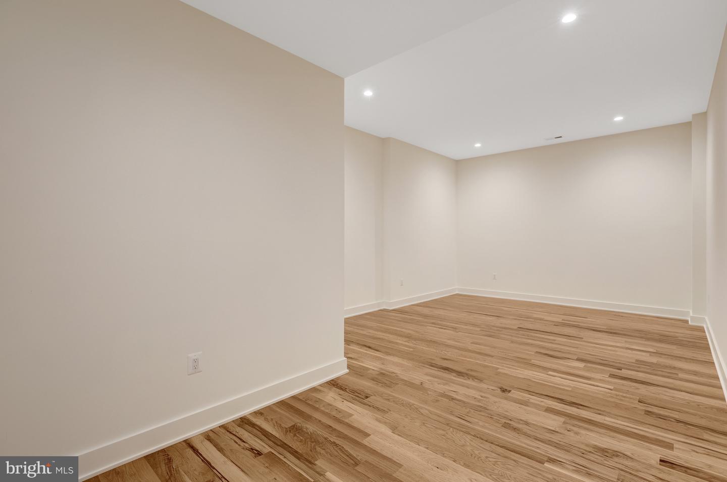 1740 ATOGA AVE, MCLEAN, Virginia 22101, 7 Bedrooms Bedrooms, 16 Rooms Rooms,7 BathroomsBathrooms,Residential,For sale,1740 ATOGA AVE,VAFX2260232 MLS # VAFX2260232