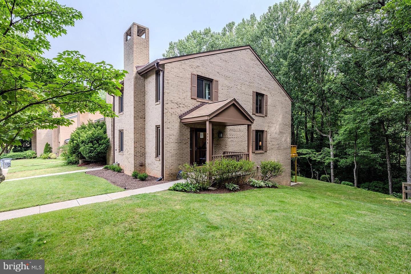 5755 WATERS EDGE LANDING LN, BURKE, Virginia 22015, 4 Bedrooms Bedrooms, ,3 BathroomsBathrooms,Residential,For sale,5755 WATERS EDGE LANDING LN,VAFX2260236 MLS # VAFX2260236