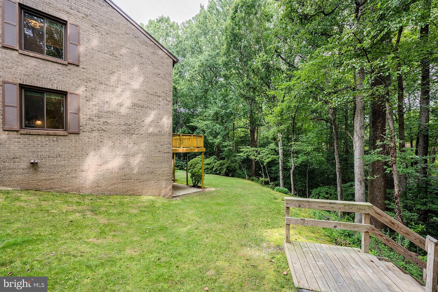 5755 WATERS EDGE LANDING LN, BURKE, Virginia 22015, 4 Bedrooms Bedrooms, ,3 BathroomsBathrooms,Residential,For sale,5755 WATERS EDGE LANDING LN,VAFX2260236 MLS # VAFX2260236