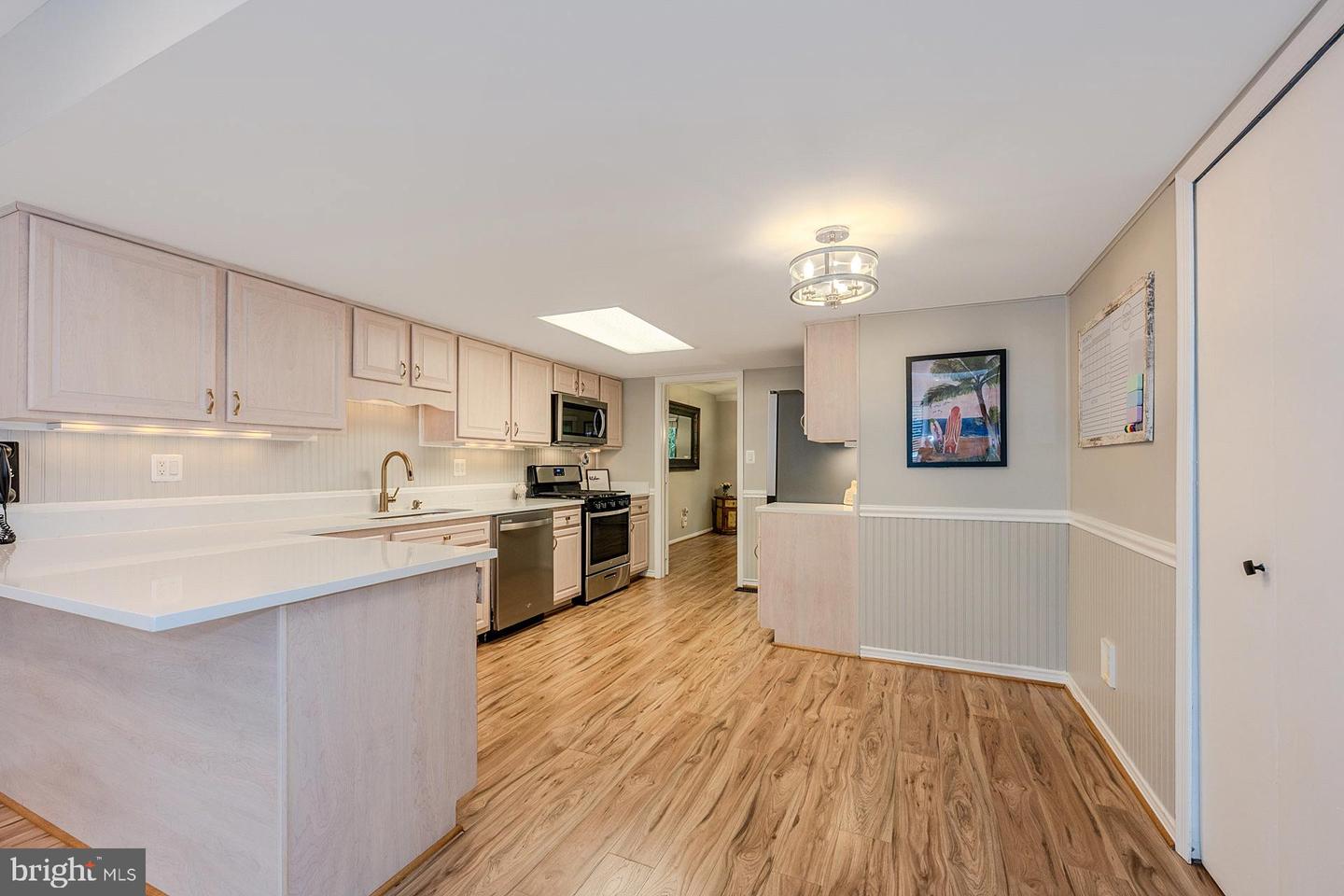 5755 WATERS EDGE LANDING LN, BURKE, Virginia 22015, 4 Bedrooms Bedrooms, ,3 BathroomsBathrooms,Residential,For sale,5755 WATERS EDGE LANDING LN,VAFX2260236 MLS # VAFX2260236
