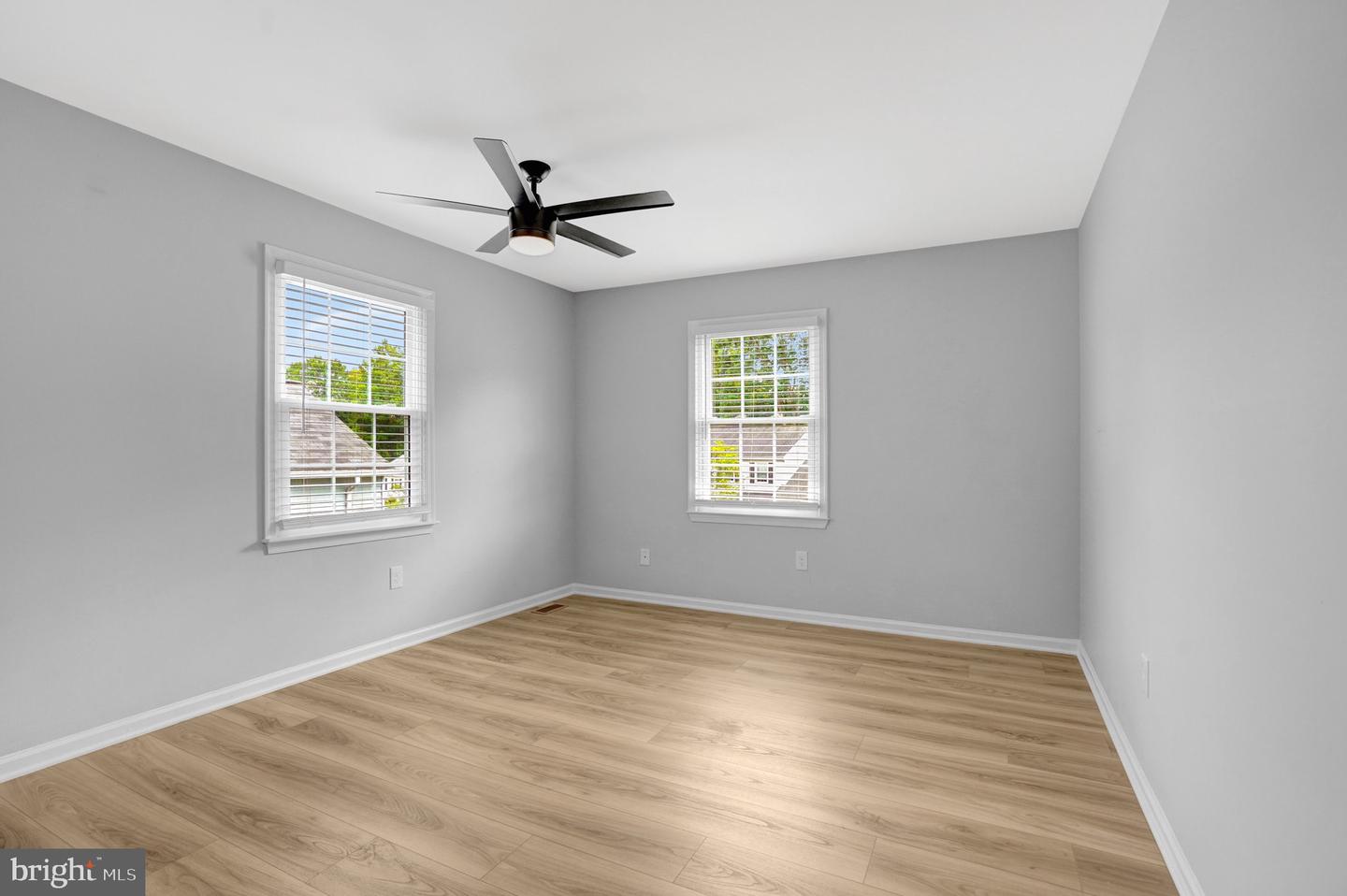 8298 LINDSIDE WAY, SPRINGFIELD, Virginia 22153, 4 Bedrooms Bedrooms, ,3 BathroomsBathrooms,Residential,For sale,8298 LINDSIDE WAY,VAFX2260238 MLS # VAFX2260238