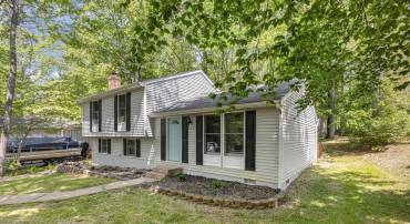 125 CUMBERLAND CIR, LOCUST GROVE, Virginia 22508, 3 Bedrooms Bedrooms, ,2 BathroomsBathrooms,Residential,For sale,125 CUMBERLAND CIR,VAOR2010436 MLS # VAOR2010436