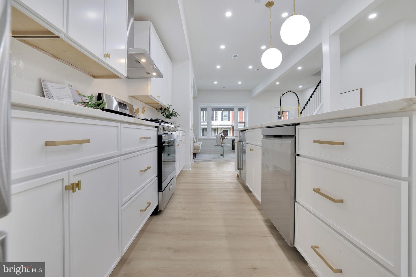 746 NEWTON PL NW, WASHINGTON, District Of Columbia 20010, 4 Bedrooms Bedrooms, 6 Rooms Rooms,3 BathroomsBathrooms,Residential,For sale,746 NEWTON PL NW,DCDC2214456 MLS # DCDC2214456