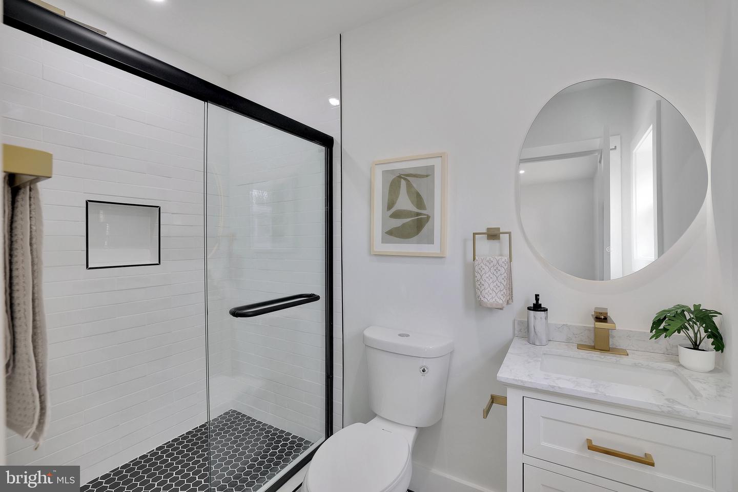 746 NEWTON PL NW, WASHINGTON, District Of Columbia 20010, 4 Bedrooms Bedrooms, 6 Rooms Rooms,3 BathroomsBathrooms,Residential,For sale,746 NEWTON PL NW,DCDC2214456 MLS # DCDC2214456