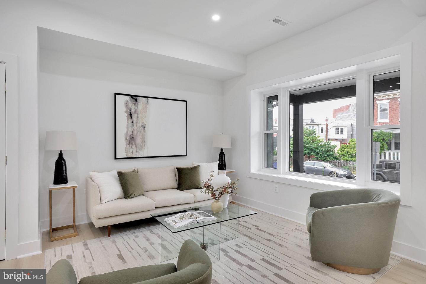 746 NEWTON PL NW, WASHINGTON, District Of Columbia 20010, 4 Bedrooms Bedrooms, 6 Rooms Rooms,3 BathroomsBathrooms,Residential,For sale,746 NEWTON PL NW,DCDC2214456 MLS # DCDC2214456