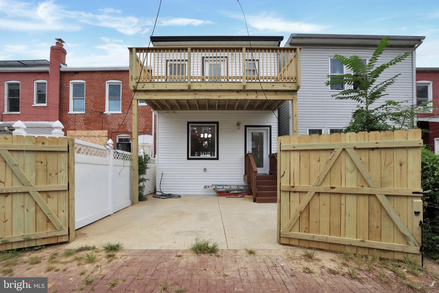 746 NEWTON PL NW, WASHINGTON, District Of Columbia 20010, 4 Bedrooms Bedrooms, 6 Rooms Rooms,3 BathroomsBathrooms,Residential,For sale,746 NEWTON PL NW,DCDC2214456 MLS # DCDC2214456
