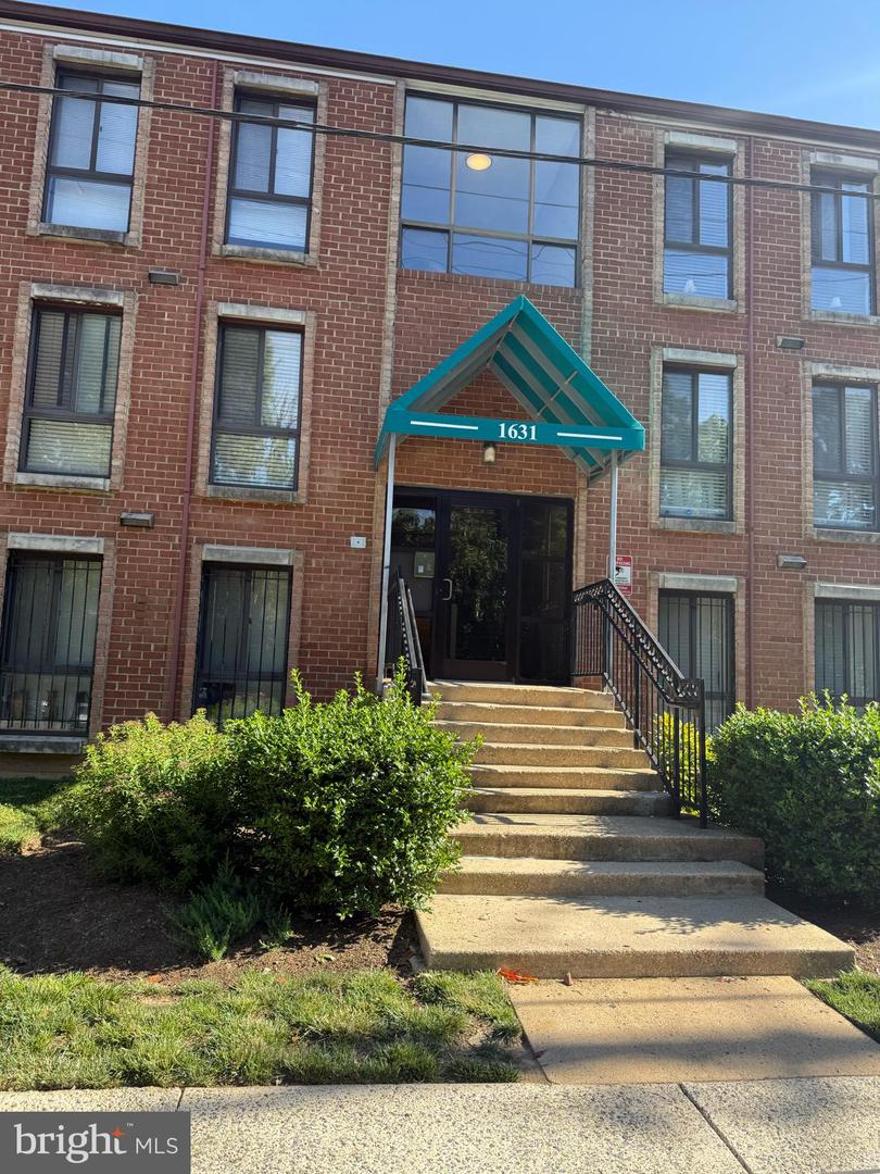 1631 GAINESVILLE ST SE #301, WASHINGTON, District Of Columbia 20020, 2 Bedrooms Bedrooms, ,1 BathroomBathrooms,Residential,For sale,1631 GAINESVILLE ST SE #301,DCDC2214480 MLS # DCDC2214480