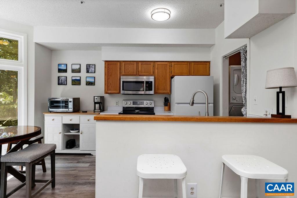 2013 STONE RIDGE WOODS CONDOS, WINTERGREEN RESORT, Virginia 22967, 2 Bedrooms Bedrooms, ,2 BathroomsBathrooms,Residential,For sale,2013 STONE RIDGE WOODS CONDOS,667659 MLS # 667659
