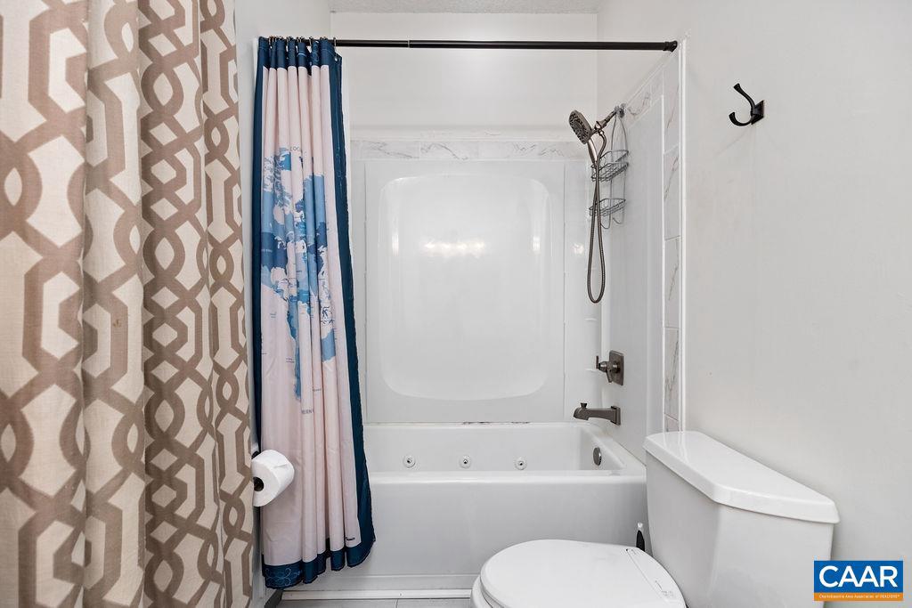 2013 STONE RIDGE WOODS CONDOS, WINTERGREEN RESORT, Virginia 22967, 2 Bedrooms Bedrooms, ,2 BathroomsBathrooms,Residential,For sale,2013 STONE RIDGE WOODS CONDOS,667659 MLS # 667659