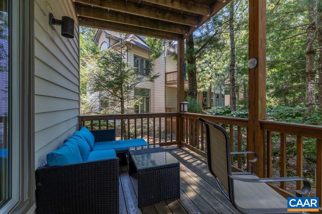 2013 STONE RIDGE WOODS CONDOS, WINTERGREEN RESORT, Virginia 22967, 2 Bedrooms Bedrooms, ,2 BathroomsBathrooms,Residential,For sale,2013 STONE RIDGE WOODS CONDOS,667659 MLS # 667659