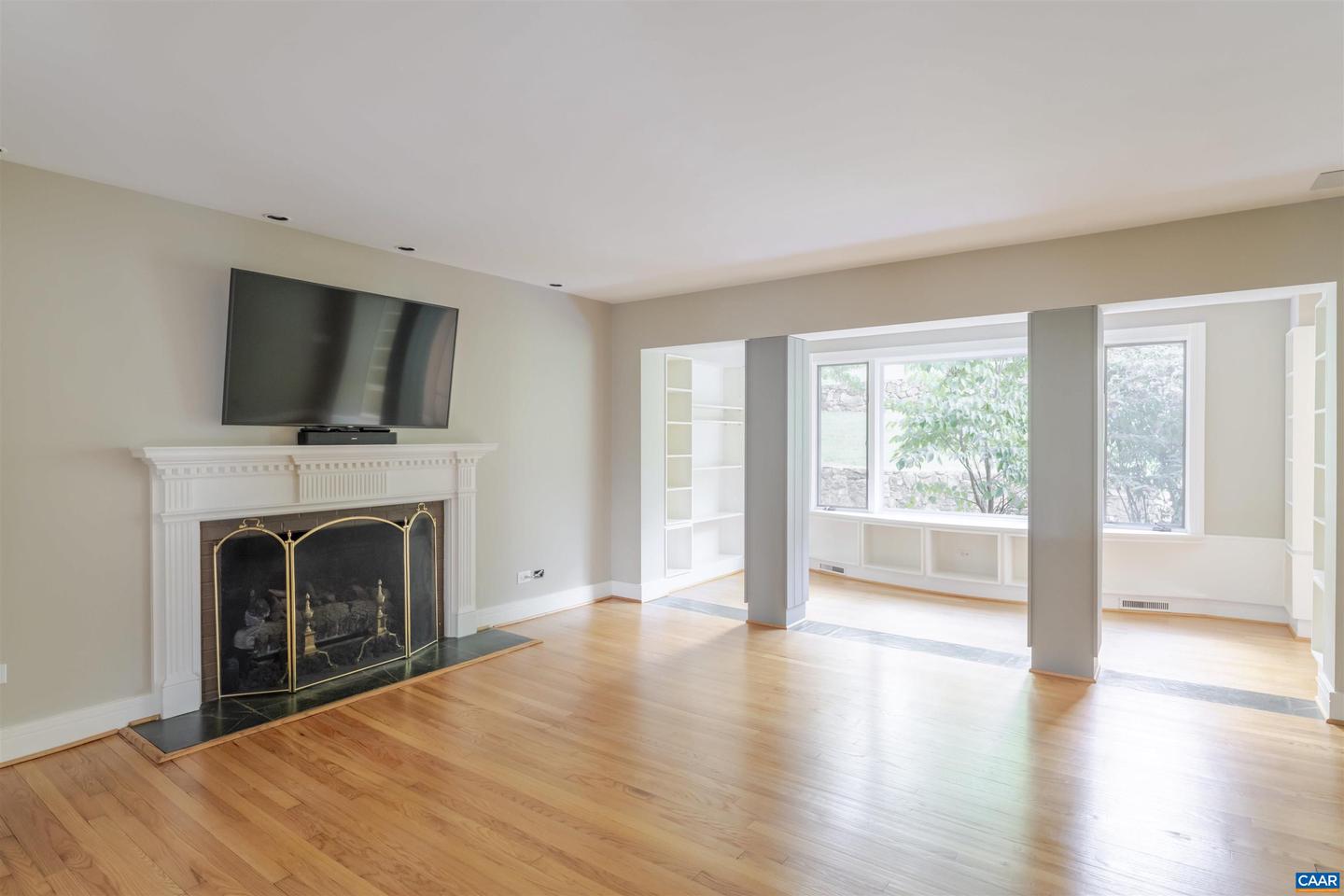 33 CANTERBURY RD, CHARLOTTESVILLE, Virginia 22901, 4 Bedrooms Bedrooms, ,3 BathroomsBathrooms,Residential,For sale,33 CANTERBURY RD,667664 MLS # 667664