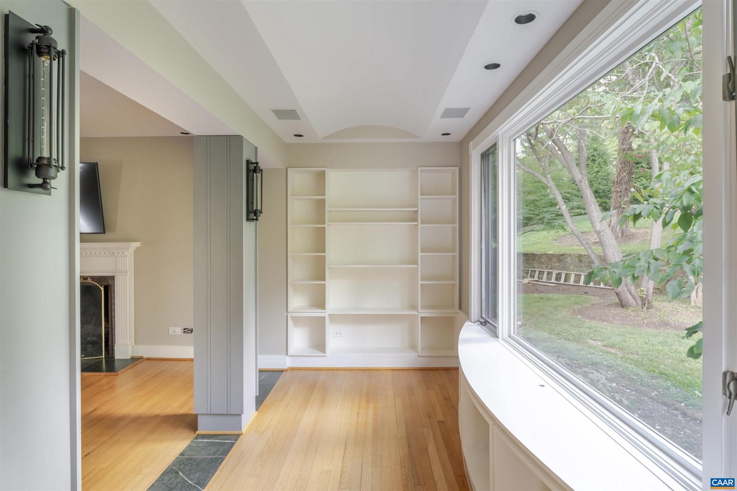 33 CANTERBURY RD, CHARLOTTESVILLE, Virginia 22901, 4 Bedrooms Bedrooms, ,3 BathroomsBathrooms,Residential,For sale,33 CANTERBURY RD,667664 MLS # 667664