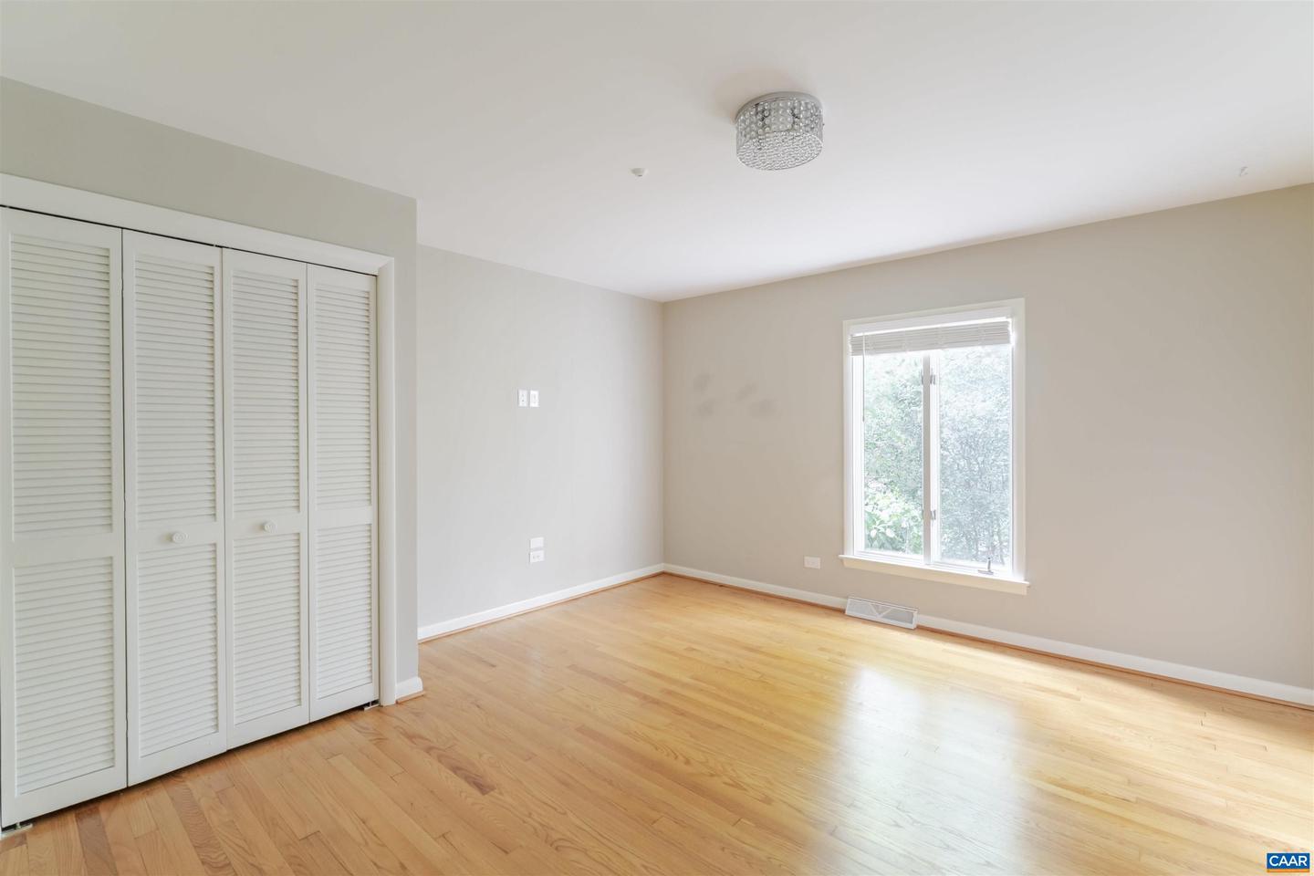 33 CANTERBURY RD, CHARLOTTESVILLE, Virginia 22901, 4 Bedrooms Bedrooms, ,3 BathroomsBathrooms,Residential,For sale,33 CANTERBURY RD,667664 MLS # 667664