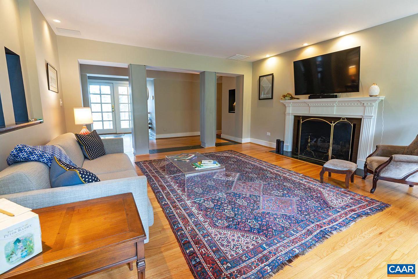 33 CANTERBURY RD, CHARLOTTESVILLE, Virginia 22901, 4 Bedrooms Bedrooms, ,3 BathroomsBathrooms,Residential,For sale,33 CANTERBURY RD,667664 MLS # 667664