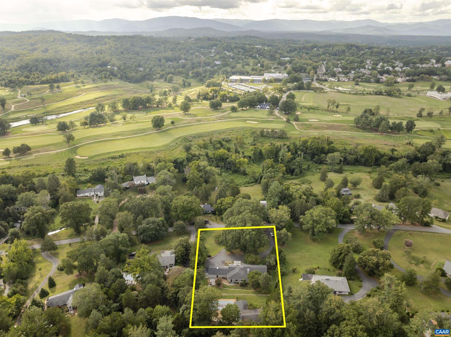 33 CANTERBURY RD, CHARLOTTESVILLE, Virginia 22901, 4 Bedrooms Bedrooms, ,3 BathroomsBathrooms,Residential,For sale,33 CANTERBURY RD,667664 MLS # 667664