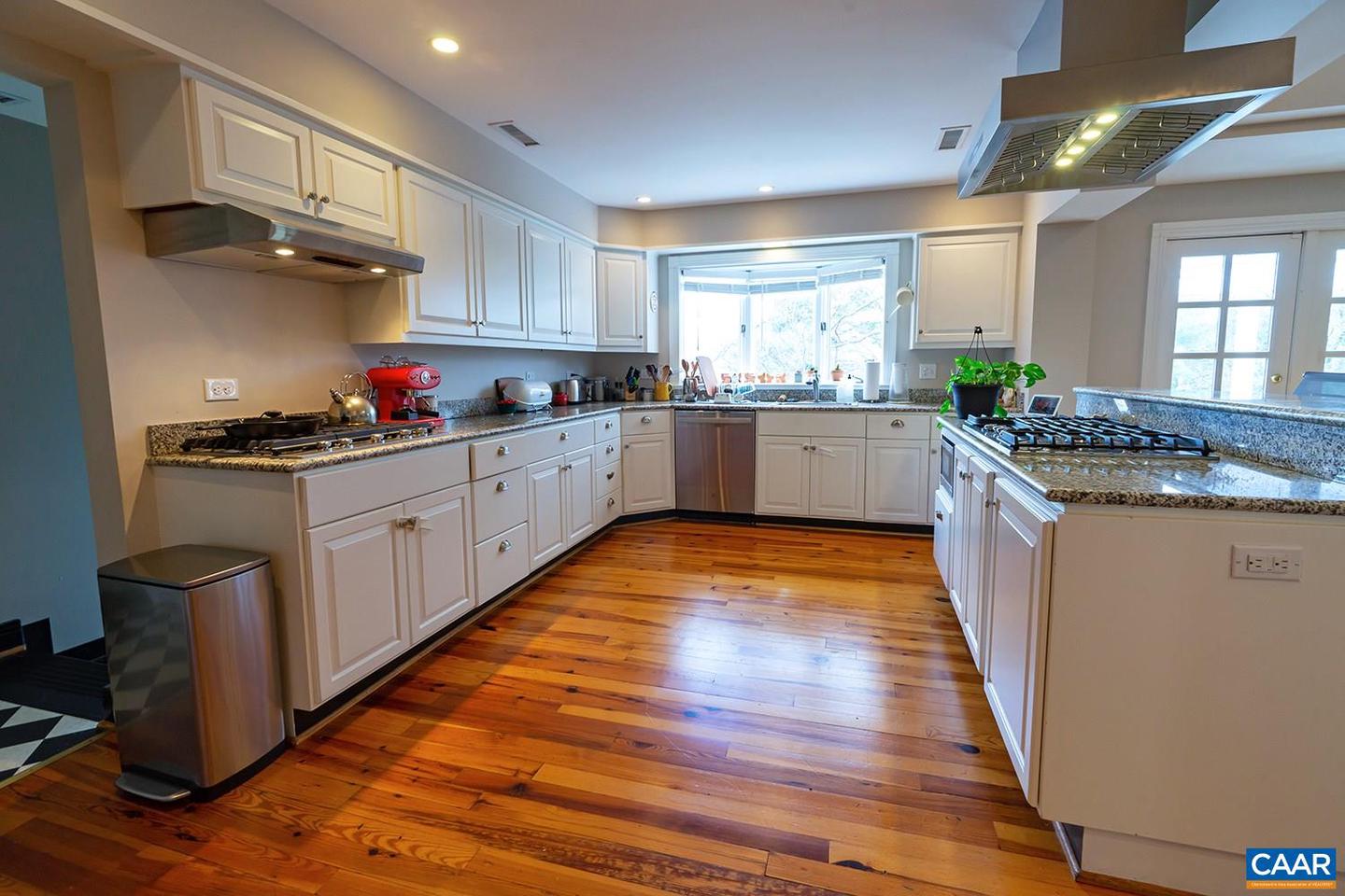 33 CANTERBURY RD, CHARLOTTESVILLE, Virginia 22901, 4 Bedrooms Bedrooms, ,3 BathroomsBathrooms,Residential,For sale,33 CANTERBURY RD,667664 MLS # 667664