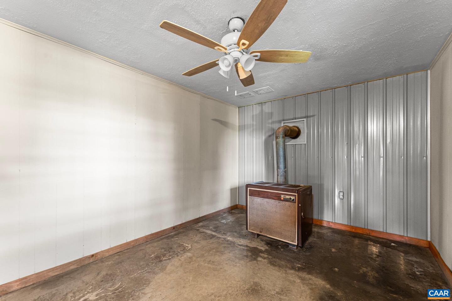 274 RIVER BEND LN, BUCKINGHAM, Virginia 23921, 3 Bedrooms Bedrooms, ,2 BathroomsBathrooms,Residential,For sale,274 RIVER BEND LN,667667 MLS # 667667