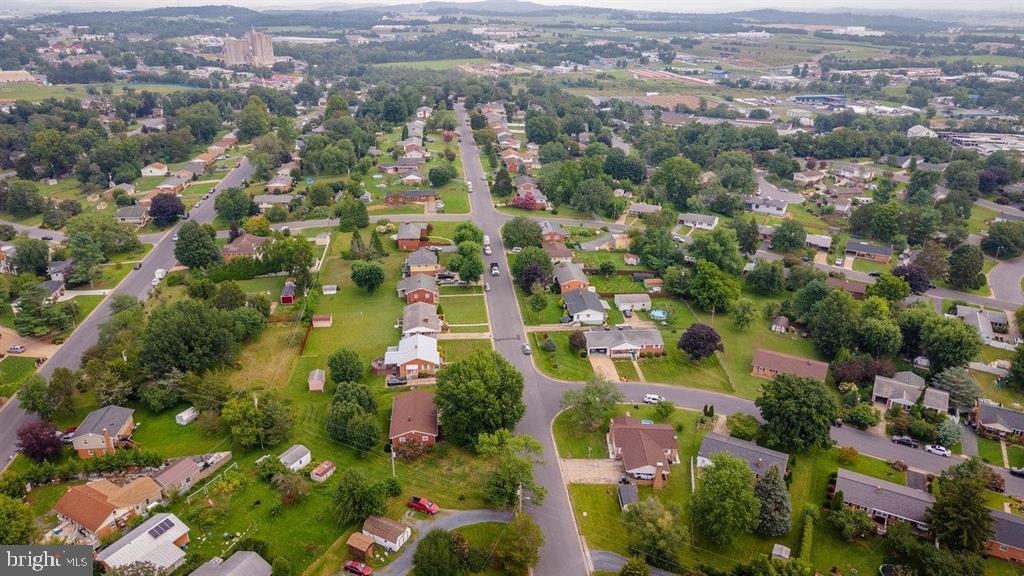 1019 ROCKINGHAM DR, HARRISONBURG, Virginia 22802, 3 Bedrooms Bedrooms, ,1 BathroomBathrooms,Residential,For sale,1019 ROCKINGHAM DR,VAHC2000458 MLS # VAHC2000458