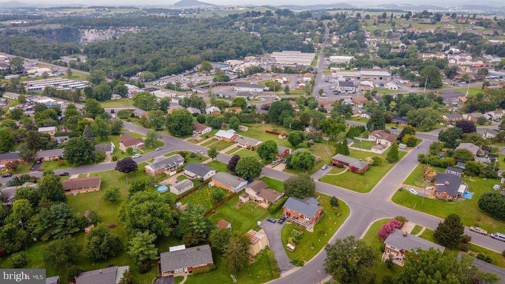 1019 ROCKINGHAM DR, HARRISONBURG, Virginia 22802, 3 Bedrooms Bedrooms, ,1 BathroomBathrooms,Residential,For sale,1019 ROCKINGHAM DR,VAHC2000458 MLS # VAHC2000458