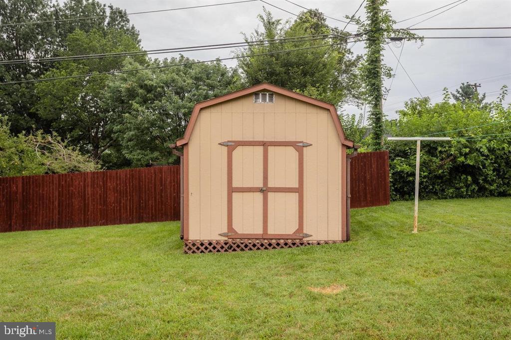 1019 ROCKINGHAM DR, HARRISONBURG, Virginia 22802, 3 Bedrooms Bedrooms, ,1 BathroomBathrooms,Residential,For sale,1019 ROCKINGHAM DR,VAHC2000458 MLS # VAHC2000458