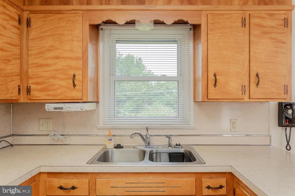 1019 ROCKINGHAM DR, HARRISONBURG, Virginia 22802, 3 Bedrooms Bedrooms, ,1 BathroomBathrooms,Residential,For sale,1019 ROCKINGHAM DR,VAHC2000458 MLS # VAHC2000458