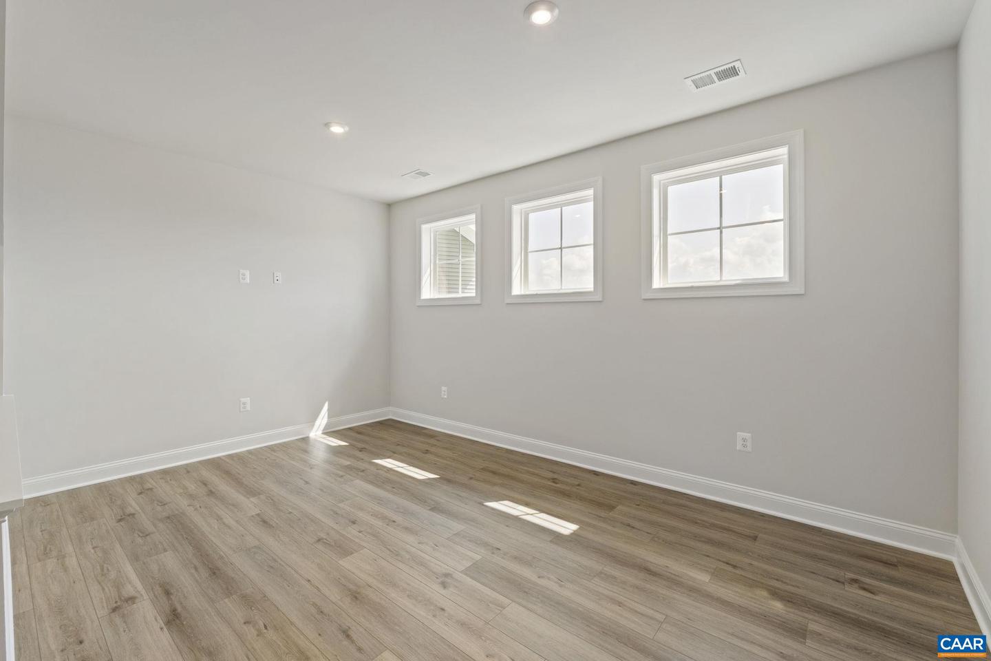 73A SUNBIRD LN, WAYNESBORO, Virginia 22980, 5 Bedrooms Bedrooms, ,3 BathroomsBathrooms,Residential,For sale,73A SUNBIRD LN,667672 MLS # 667672