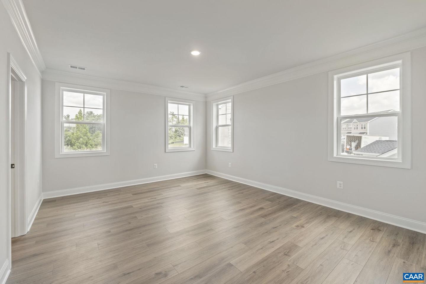 73A SUNBIRD LN, WAYNESBORO, Virginia 22980, 5 Bedrooms Bedrooms, ,3 BathroomsBathrooms,Residential,For sale,73A SUNBIRD LN,667672 MLS # 667672