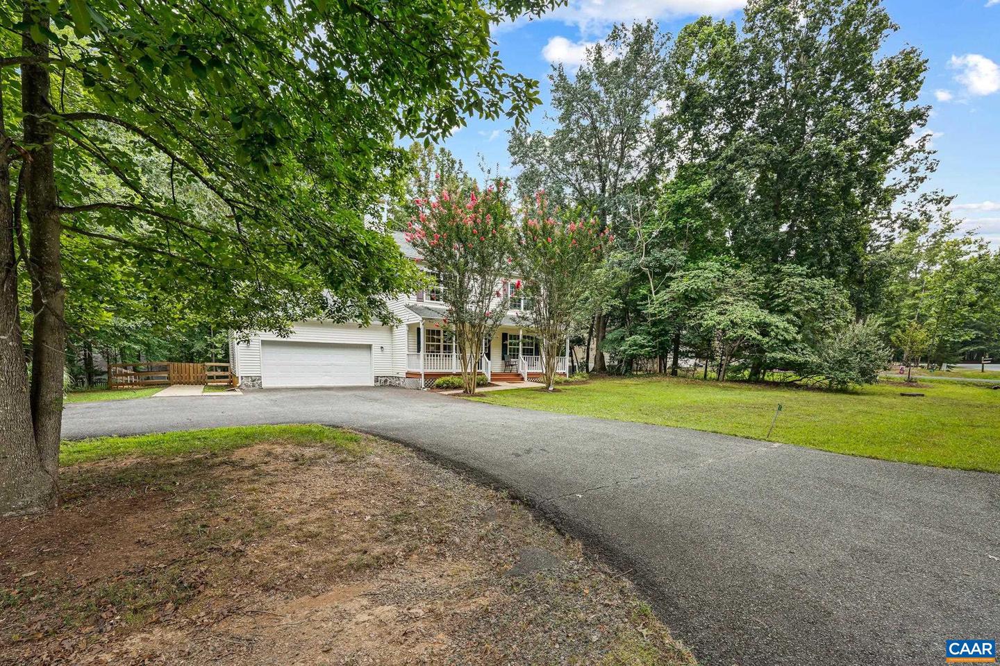 5 SMOKEWOOD DR, PALMYRA, Virginia 22963, 4 Bedrooms Bedrooms, ,3 BathroomsBathrooms,Residential,For sale,5 SMOKEWOOD DR,667652 MLS # 667652