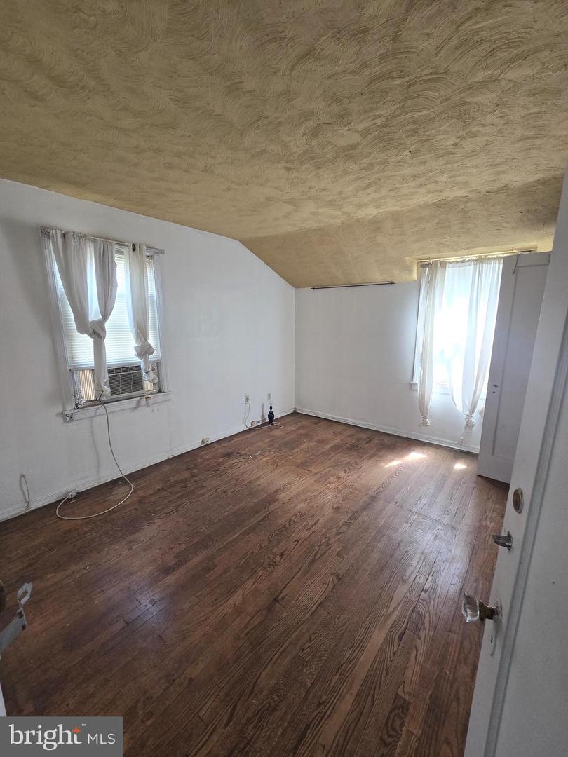 812 DIVISION AVE NE, WASHINGTON, District Of Columbia 20019, 2 Bedrooms Bedrooms, ,1 BathroomBathrooms,Residential,For sale,812 DIVISION AVE NE,DCDC2214452 MLS # DCDC2214452