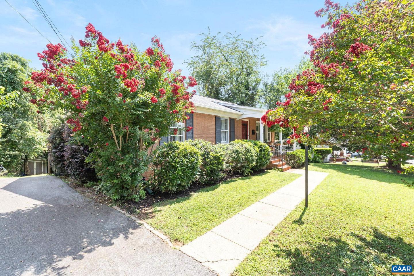 219 HARTMANS MILL RD, CHARLOTTESVILLE, Virginia 22903, 4 Bedrooms Bedrooms, ,2 BathroomsBathrooms,Residential,For sale,219 HARTMANS MILL RD,667653 MLS # 667653