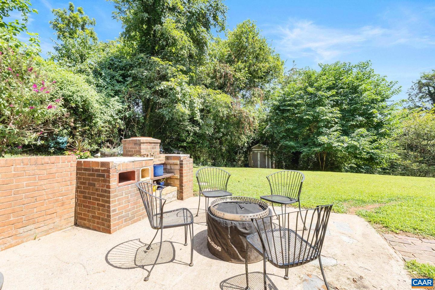 219 HARTMANS MILL RD, CHARLOTTESVILLE, Virginia 22903, 4 Bedrooms Bedrooms, ,2 BathroomsBathrooms,Residential,For sale,219 HARTMANS MILL RD,667653 MLS # 667653